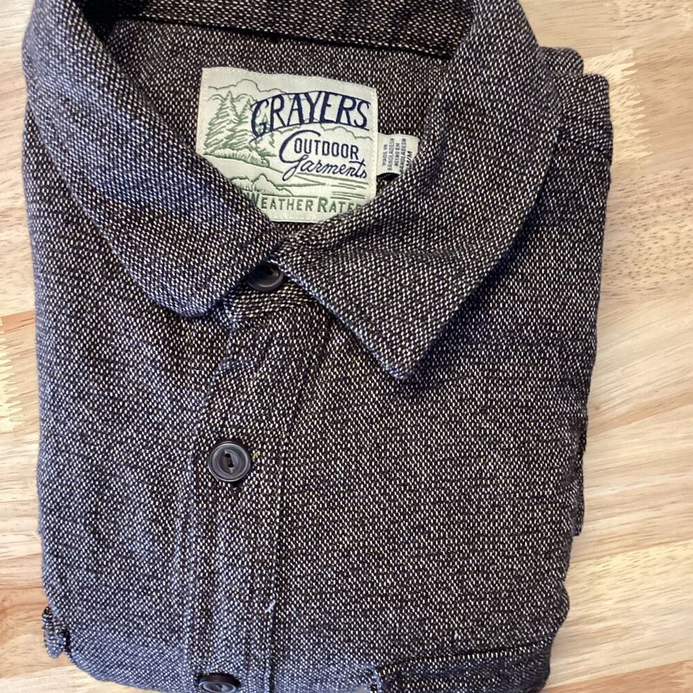 Men’s Grayers Outdoor Garment Overshirt button front - medium‎